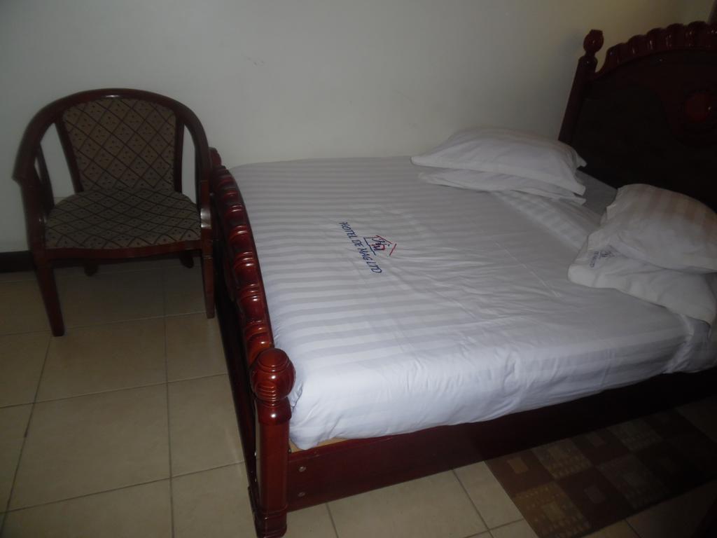 Hotel De Mag Dar es Salaam Exteriör bild
