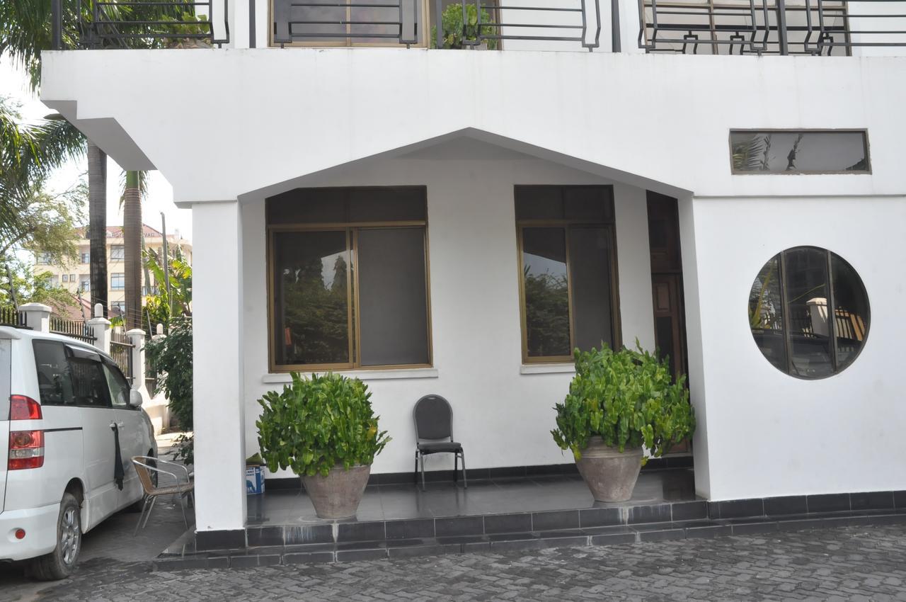 Hotel De Mag Dar es Salaam Exteriör bild